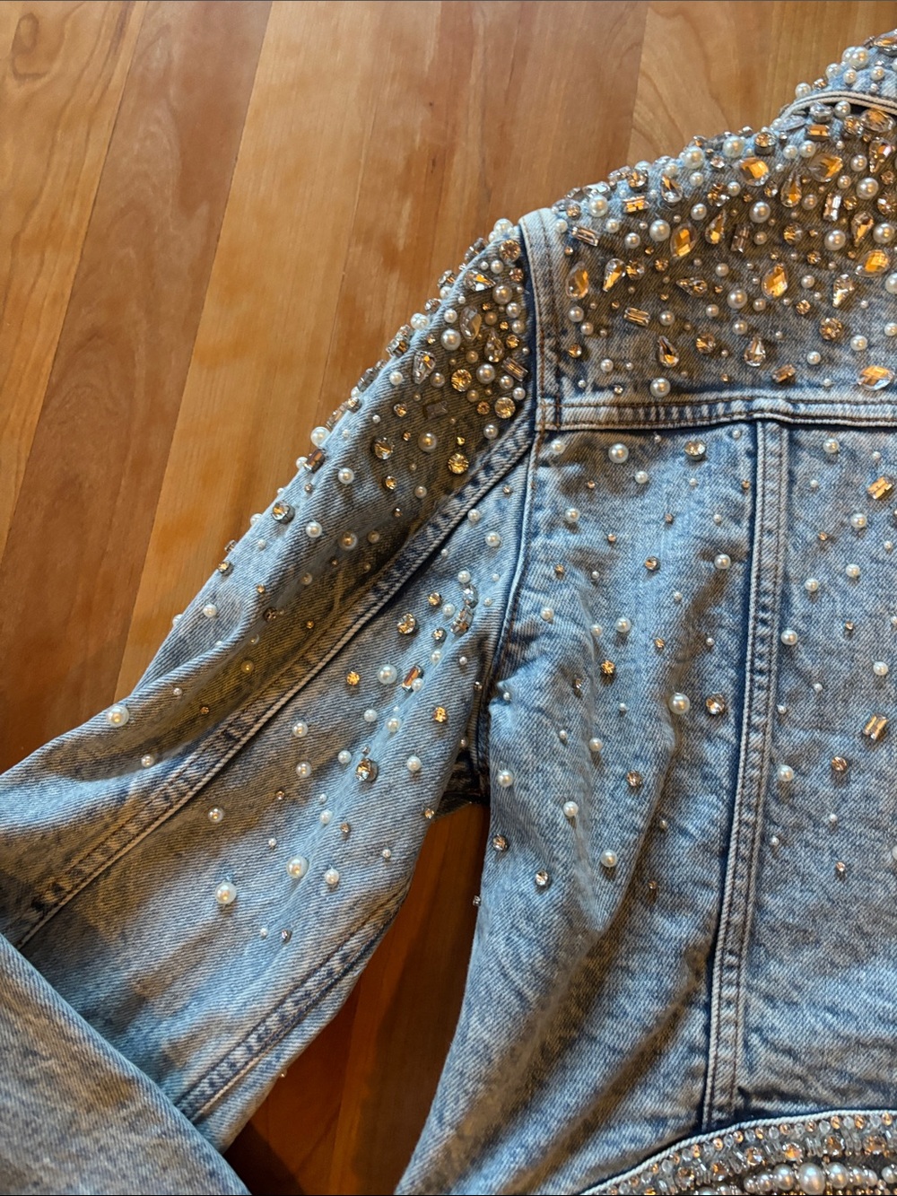 Alice + Olivia Light Blue Pearl-Embellished Denim Jacket - Picture 14 of 16